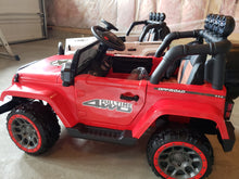 Load image into Gallery viewer, 4WD Mudslinger red